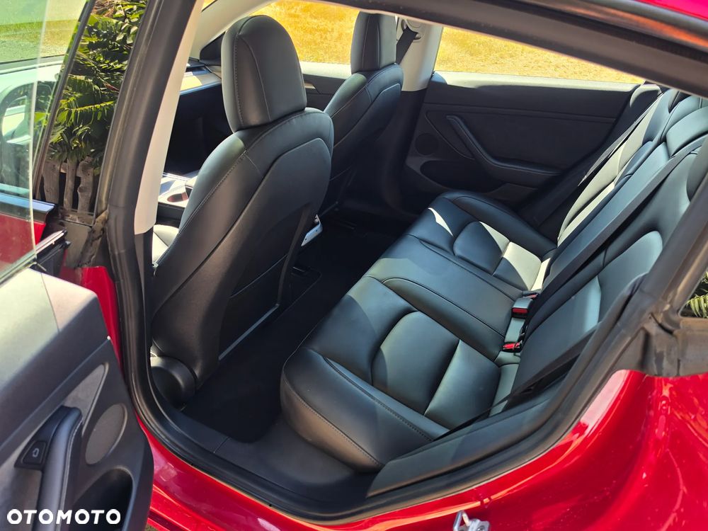 Tesla Model 3 - 17