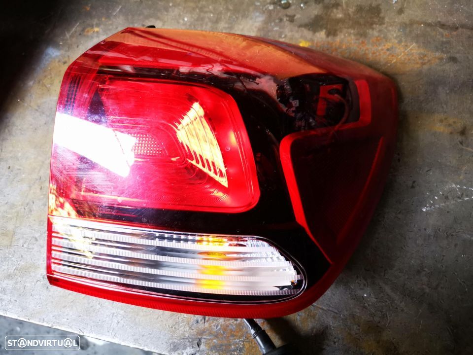 KIA RIO IV FAROLIM TRÁS DTO - FT068 - 2