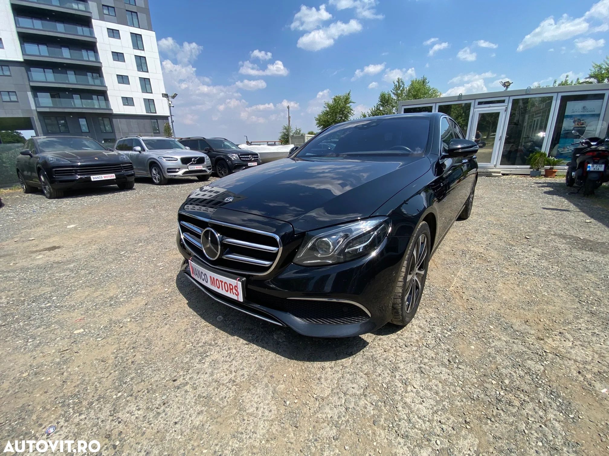 Mercedes-Benz E 220 d 4Matic 9G-TRONIC Sportstyle Edition - 1