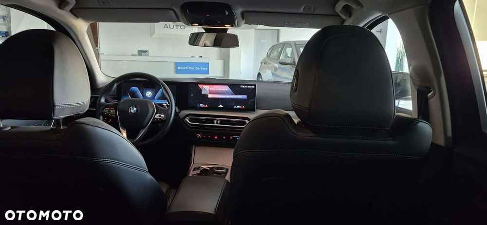 BMW Seria 3 318d Touring - 19