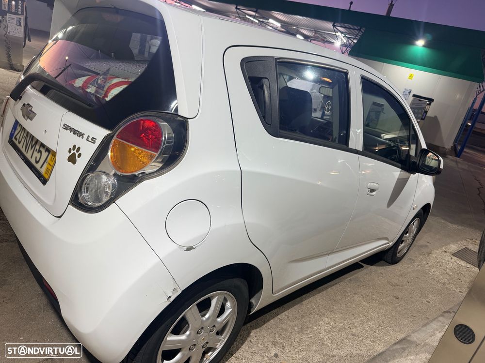Chevrolet Spark 1.0 LS Bi-Fuel - 6
