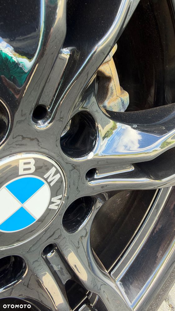 BMW Seria 3 318i M Sport - 22