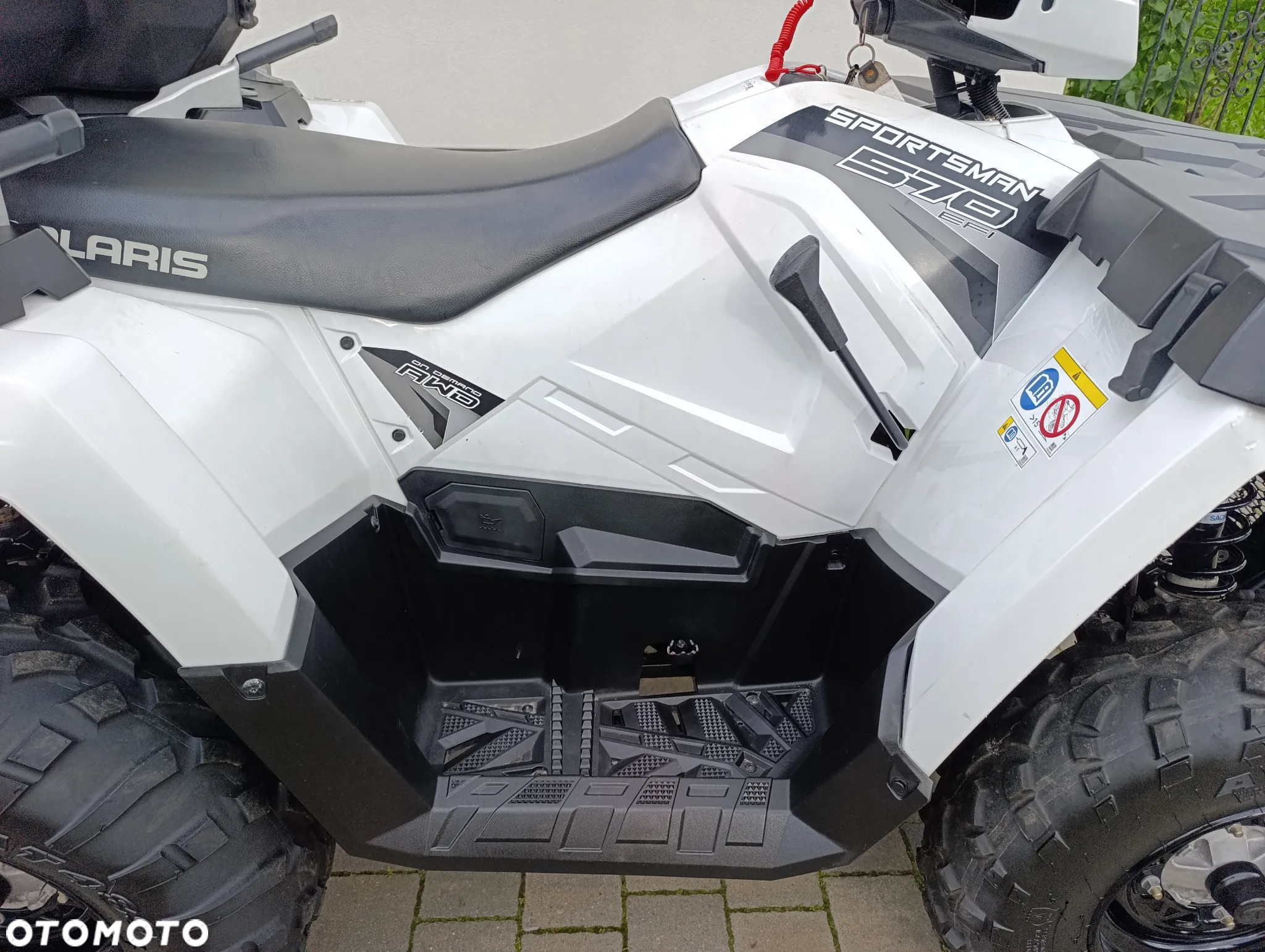 Polaris Sportsman - 12