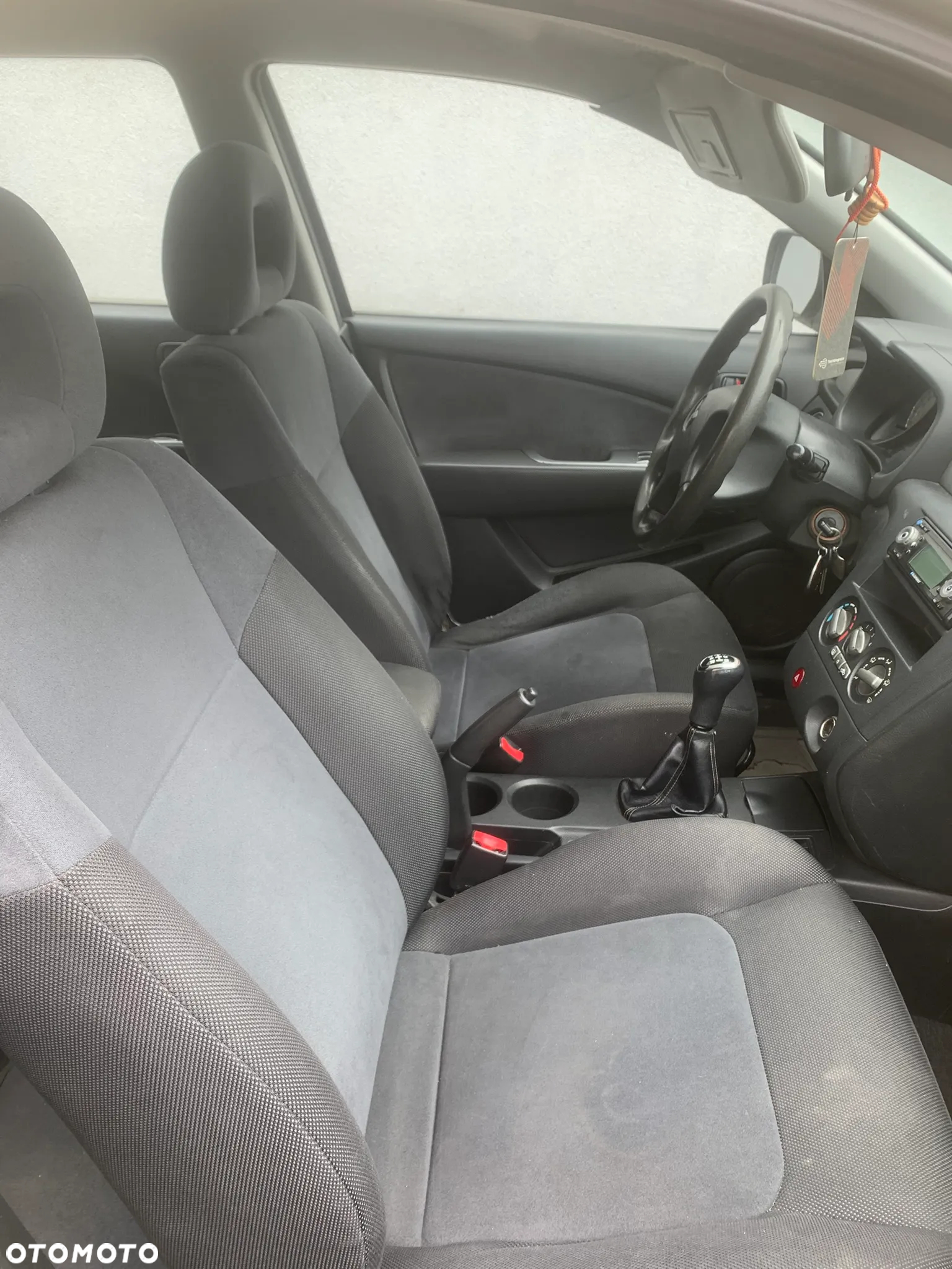 Mitsubishi Outlander 2.0 Comfort 4WD - 2