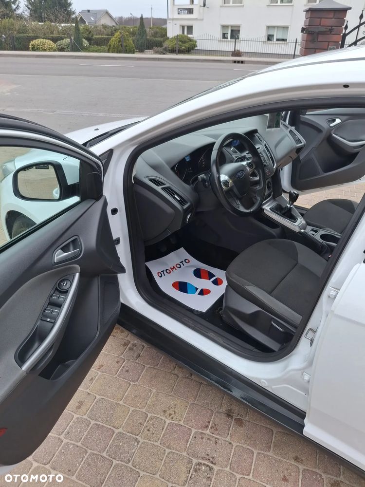 Ford Focus 1.6 TDCi Ambiente - 9