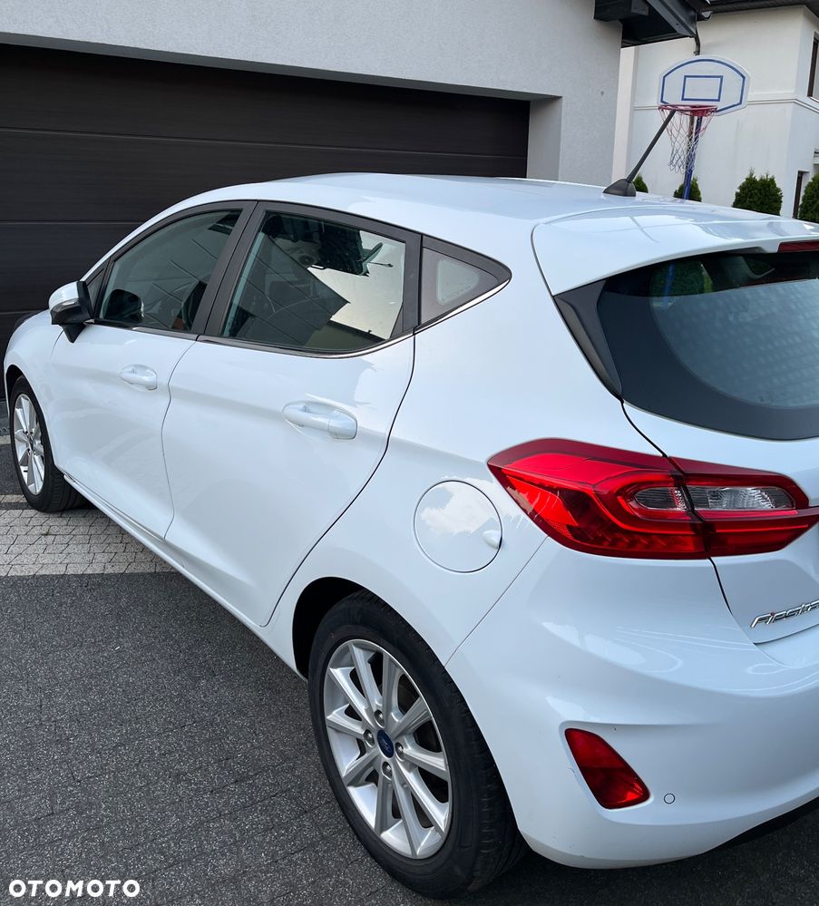 Ford Fiesta - 16