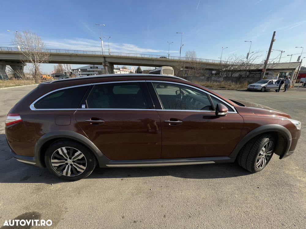 Peugeot 508 RXH Hybrid4 - 6