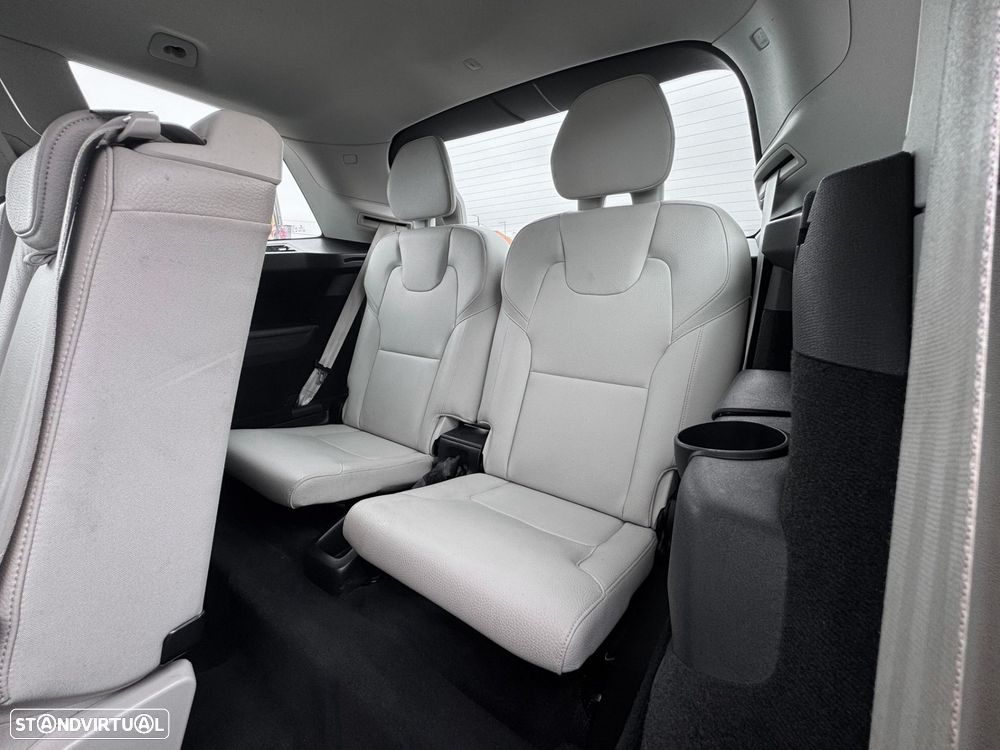 Volvo XC 90 - 19