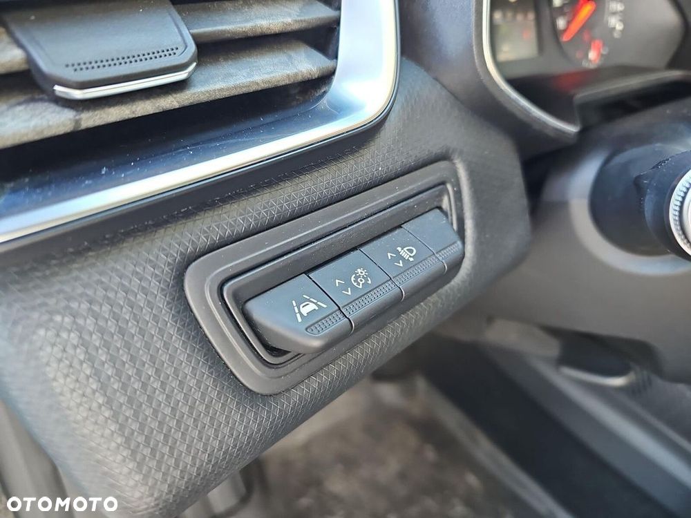 Renault Clio - 20