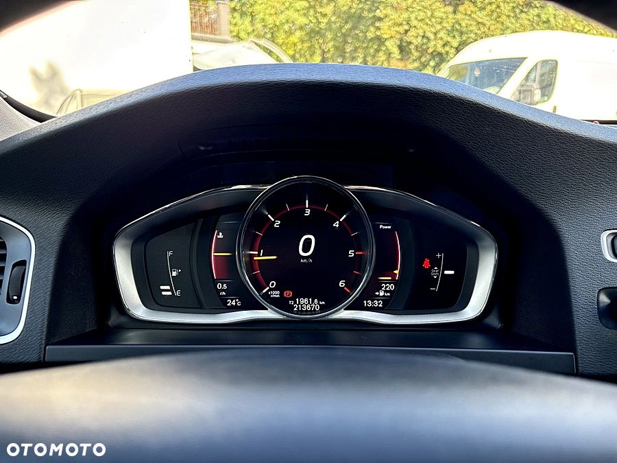 Volvo V60 D2 Drive-E Summum - 36
