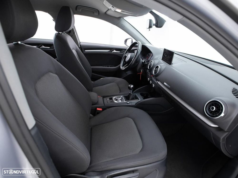 Audi A3 Sportback - 9