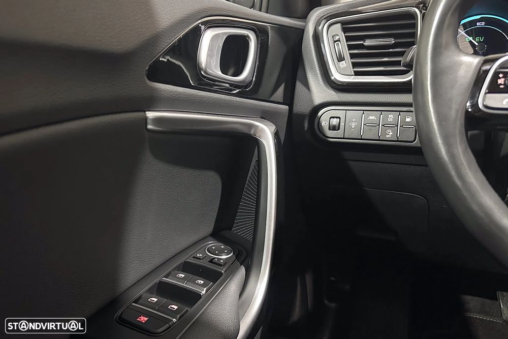 Kia XCeed 1.6 GDi PHEV Drive - 32