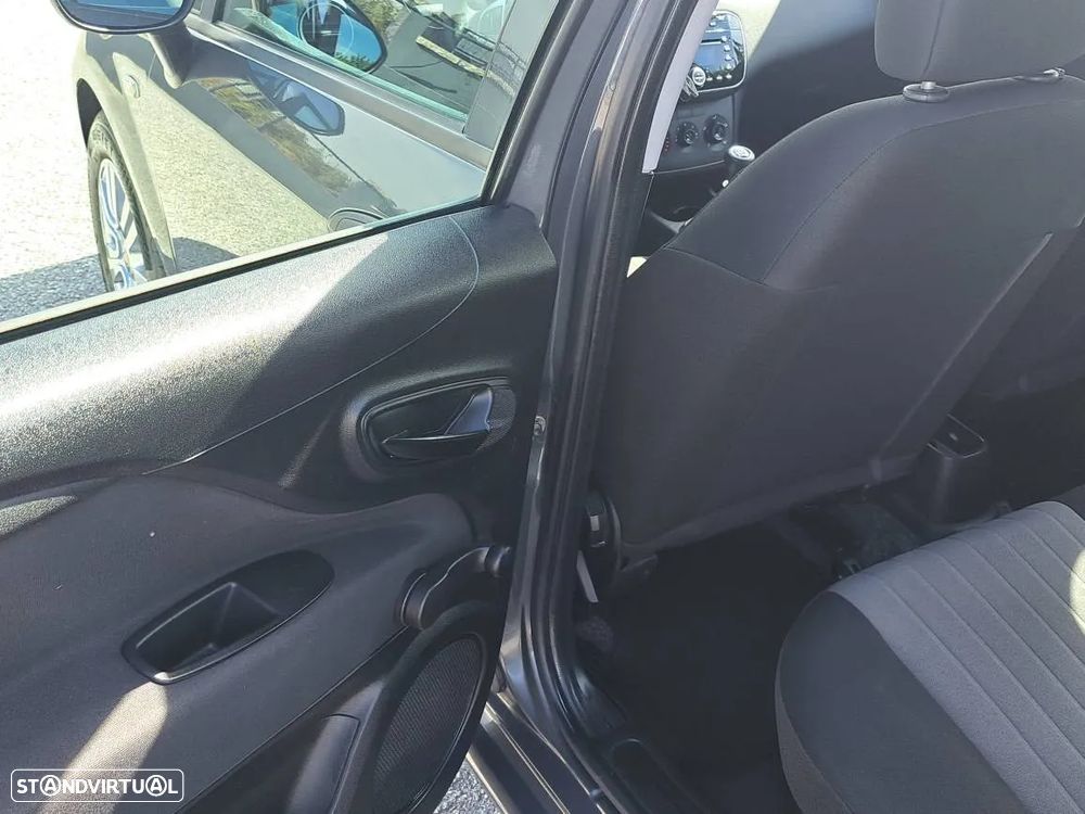Fiat Punto 1.2 Easy S&S - 19