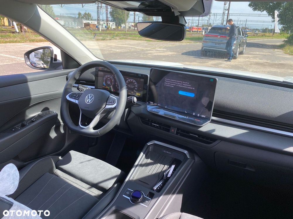 Volkswagen T-Roc 1.5 eTSI Style DSG - 13