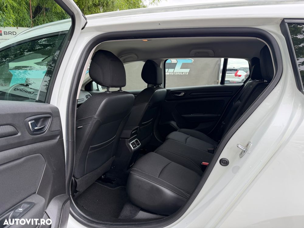 Renault Megane TCe 115 GPF LIFE - 15
