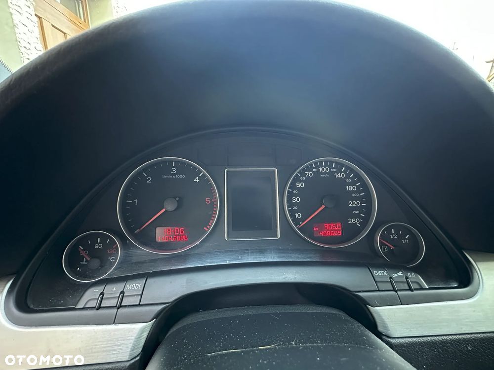 Audi A4 Avant 3.0 TDI DPF quattro tiptronic - 14