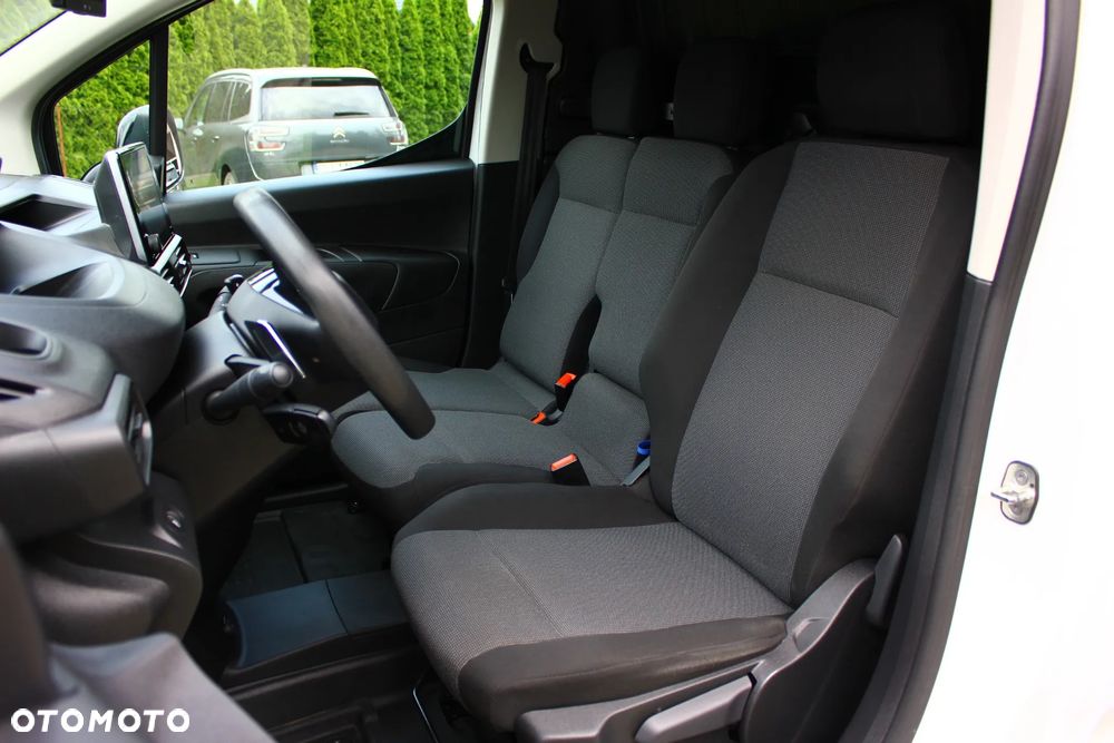 Peugeot PARTNER 1.5HDI 130KM AUTOMAT 8 BIEGÓW LONG DŁUGI 3 OSOBOWY PERFEKT AUTO NAVIGACJA KAMERY,ASYSTENTY,VF23% - 24