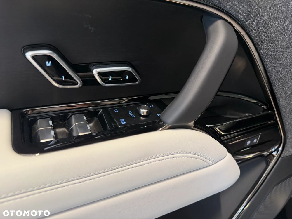 Land Rover Range Rover Sport - 23
