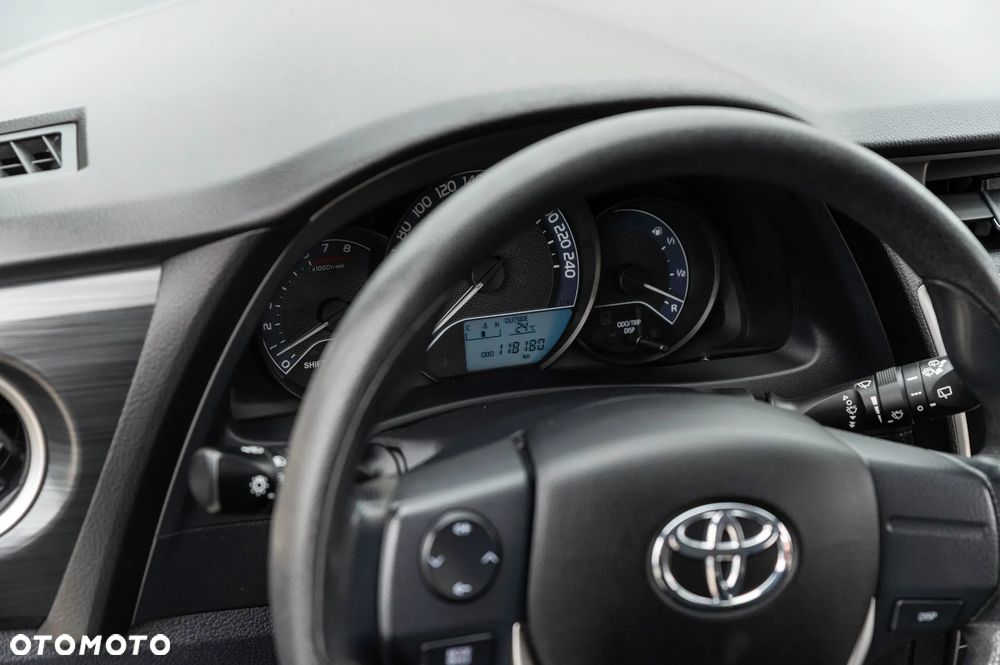Toyota Auris 1.33 Dual-VVT-i Comfort - 32