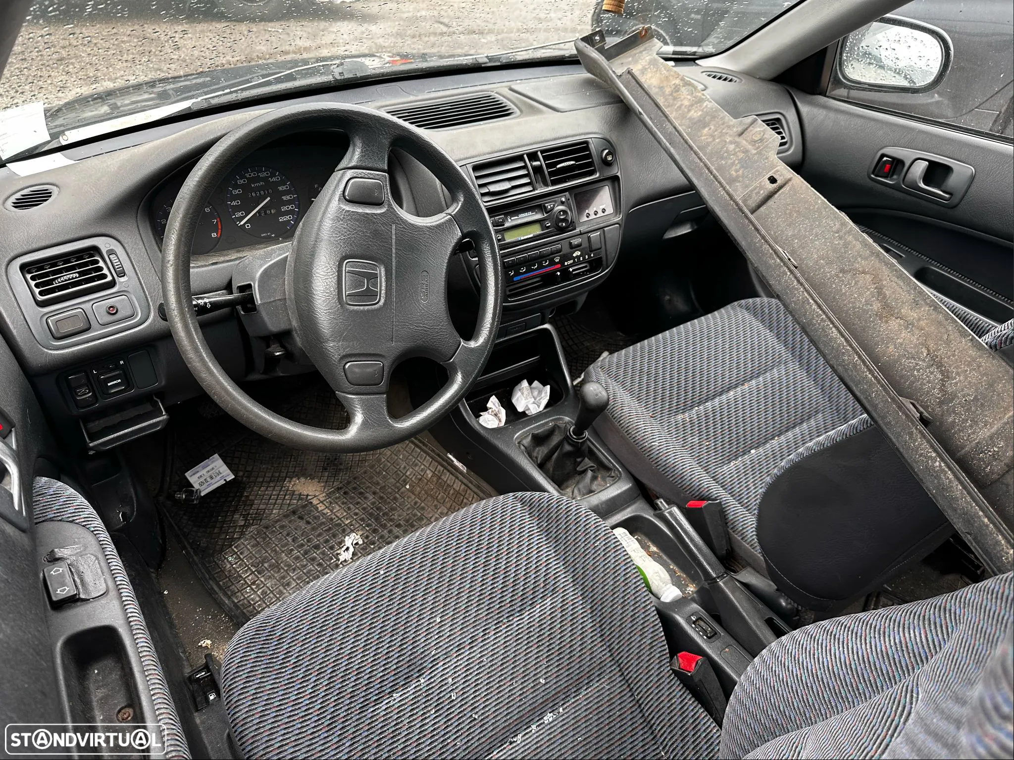 Honda Civic EJ7 1.4i S de 1996 para peças - 5
