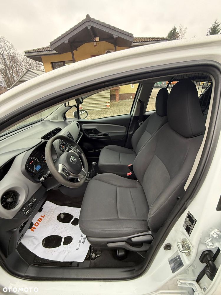 Toyota Yaris 1.0 Active - 14