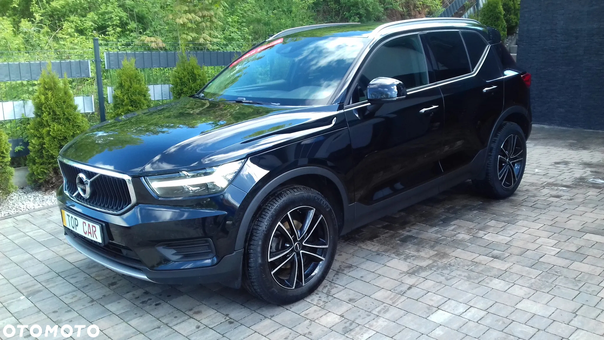 Volvo XC 40 T3 Momentum Core - 4