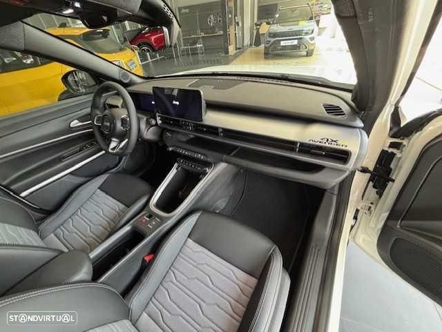 Jeep Avenger 1.2 e-Hybrid Altitude DCT - 13