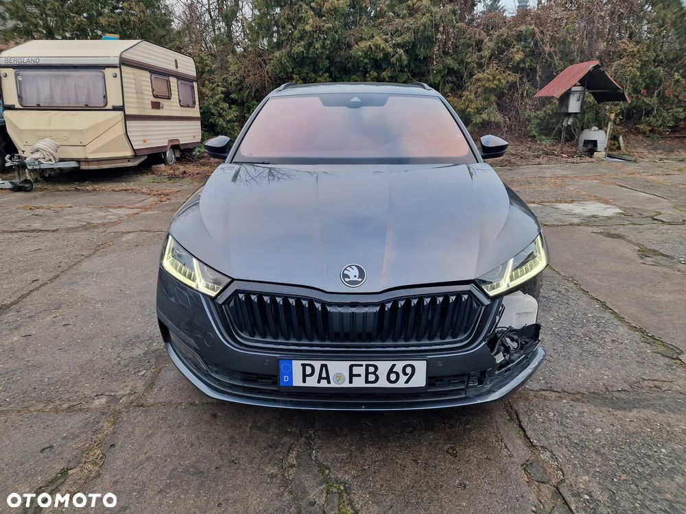 Skoda Octavia 2.0 TDI Sportline - 1