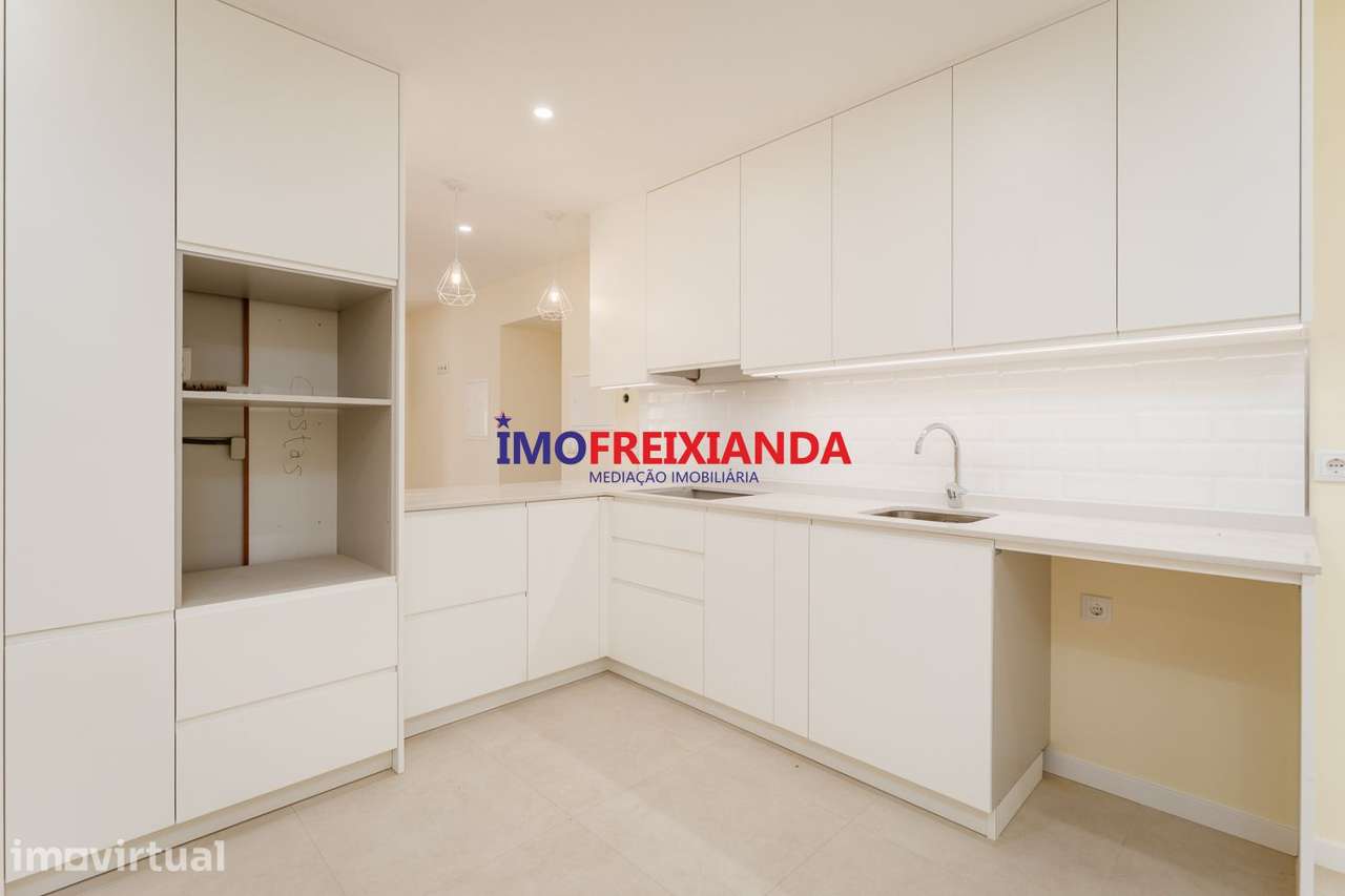 Moradia unifamiliar T2 - Caxarias - Grande imagem: 5/16
