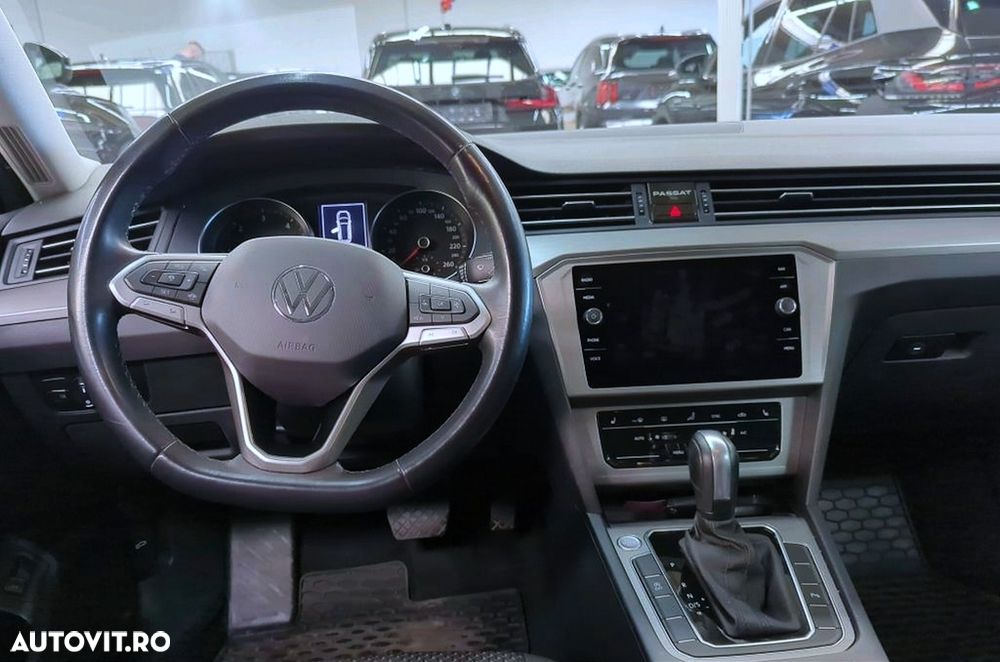 Volkswagen Passat 2.0 TDI SCR DSG - 5