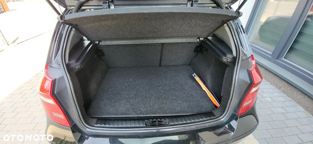 BMW Seria 1 118d DPF Edition Lifestyle - 25