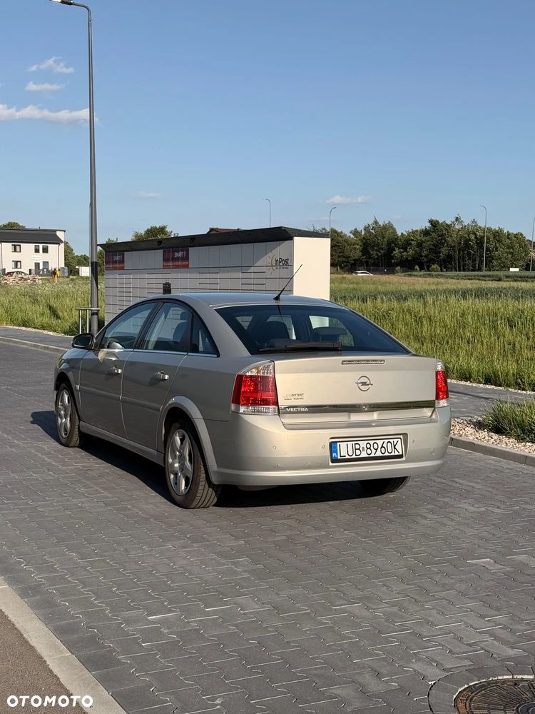 Opel Vectra 1.8 - 9
