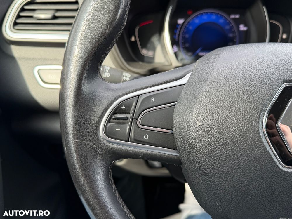 Renault Kadjar BLUE dCi 115 EDC BUSINESS EDITION - 19