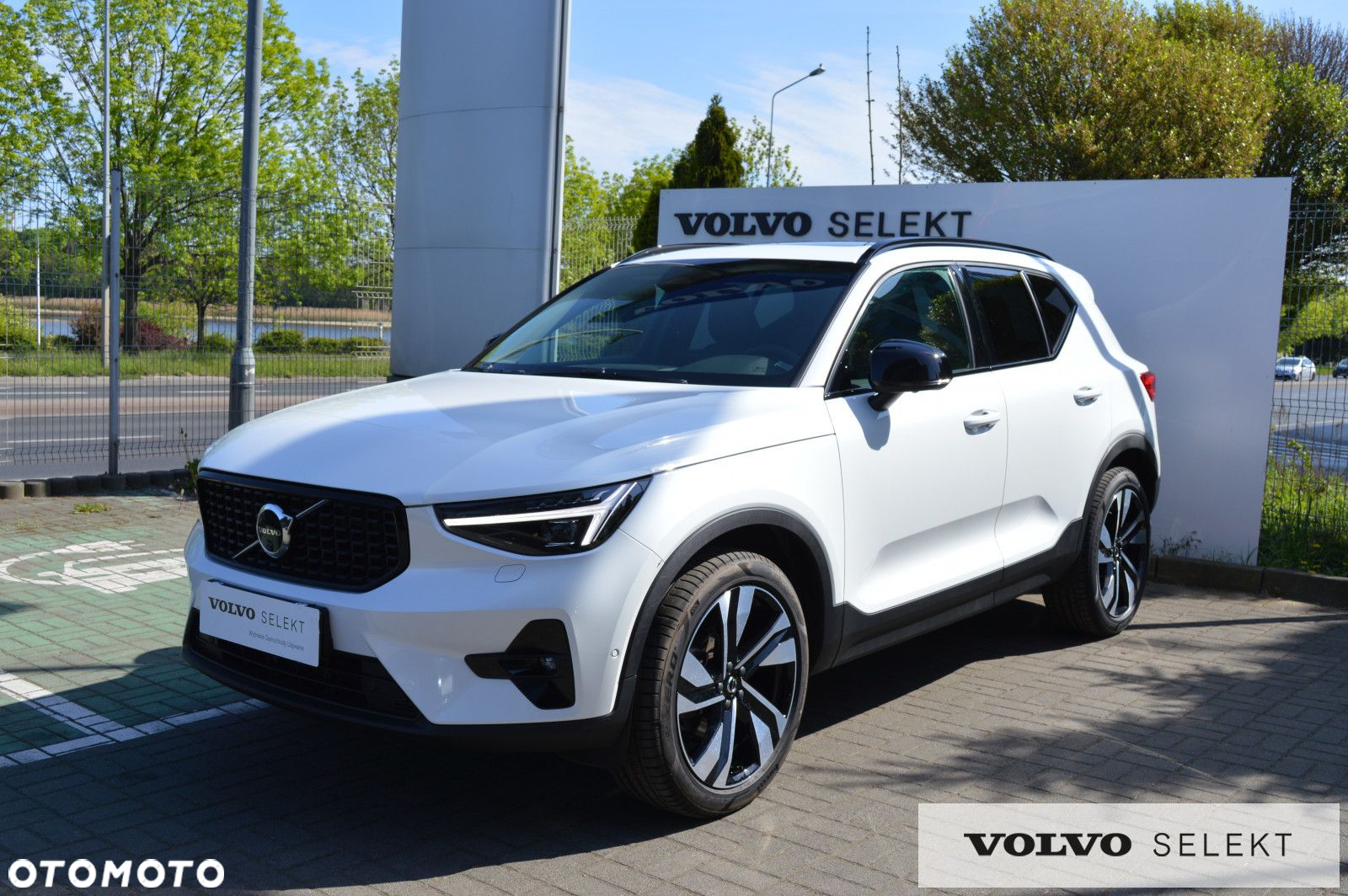 Volvo XC 40 - 3