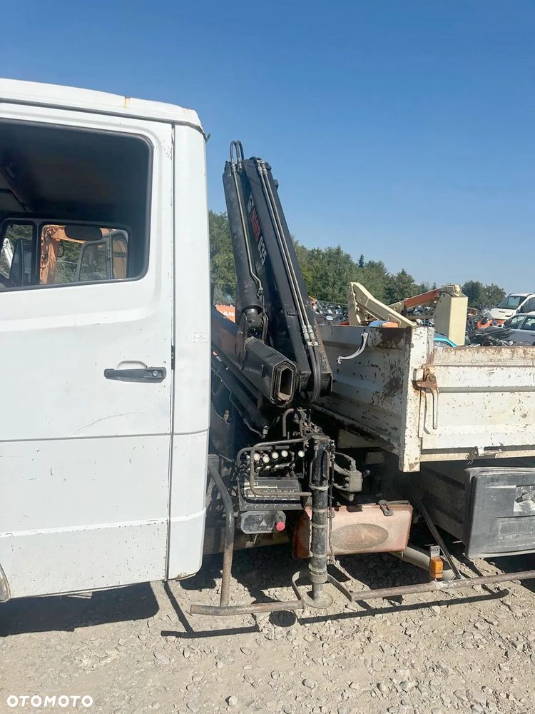 Mercedes-Benz Wywrotka Wywrot Kiper HDS MERCEDES Vario 814D Żuraw HDS HIAB - 8