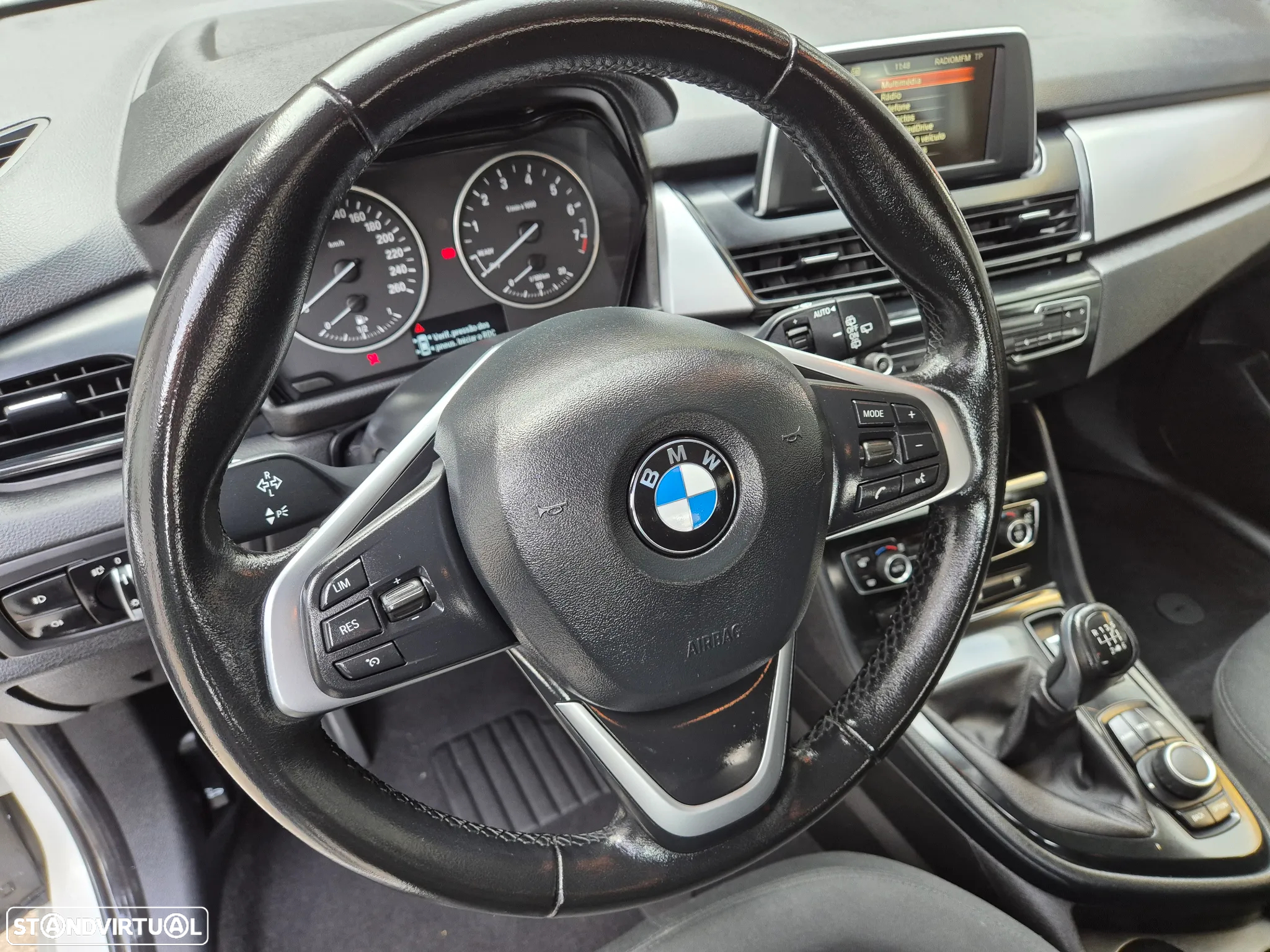 BMW 218 Active Tourer i Line Sport - 46