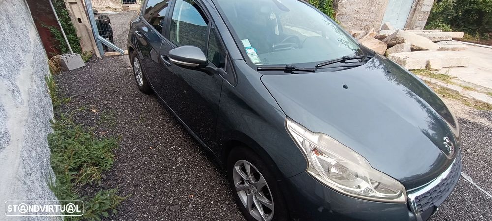 Peugeot 208 1.2 VTi Access - 1