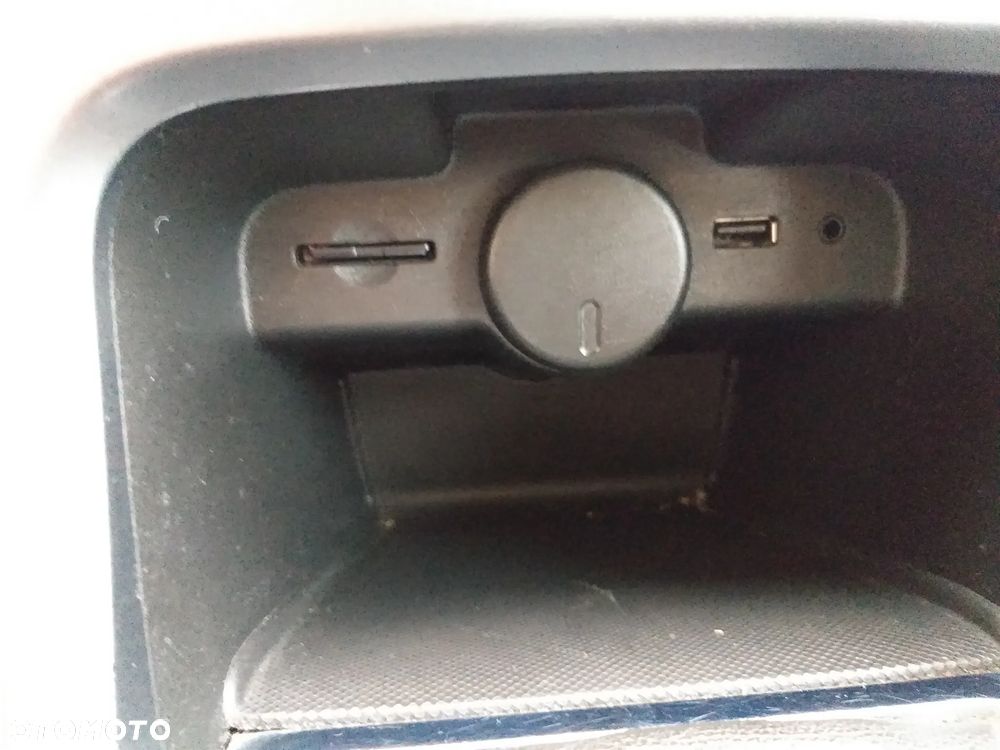 Opel Astra 2.0 CDTI Cosmo S&S - 18