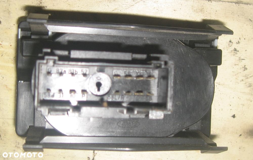przełącznik świateł FORD MONDEO MKIII 4S7T13A024DA - 2