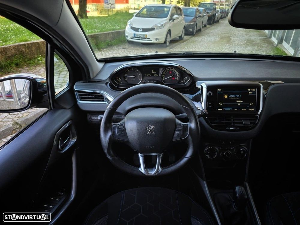 Peugeot 2008 1.6 BlueHDi Style - 6
