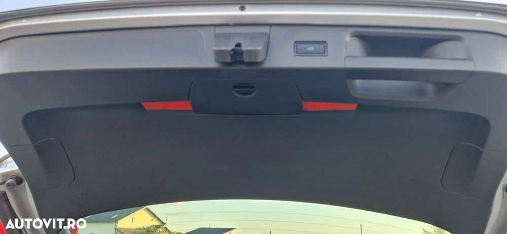 Volkswagen Passat - 14