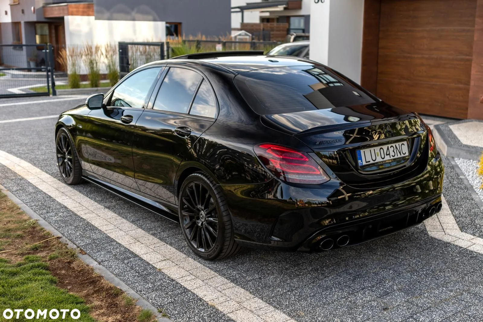 Mercedes-Benz Klasa C AMG 43 4Matic T 9G-TRONIC - 2