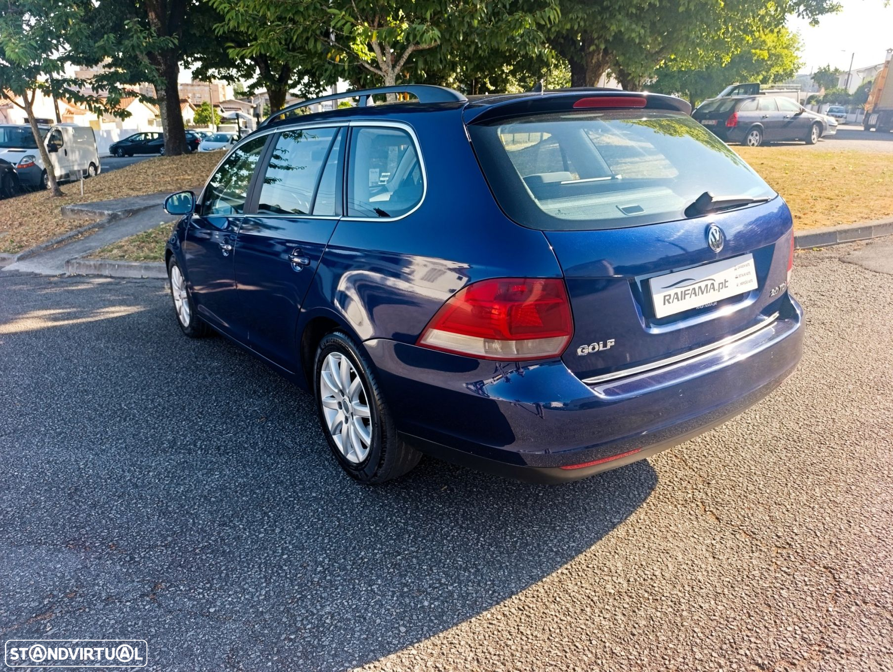 VW Golf Variant 2.0 TDi Confortline - 4