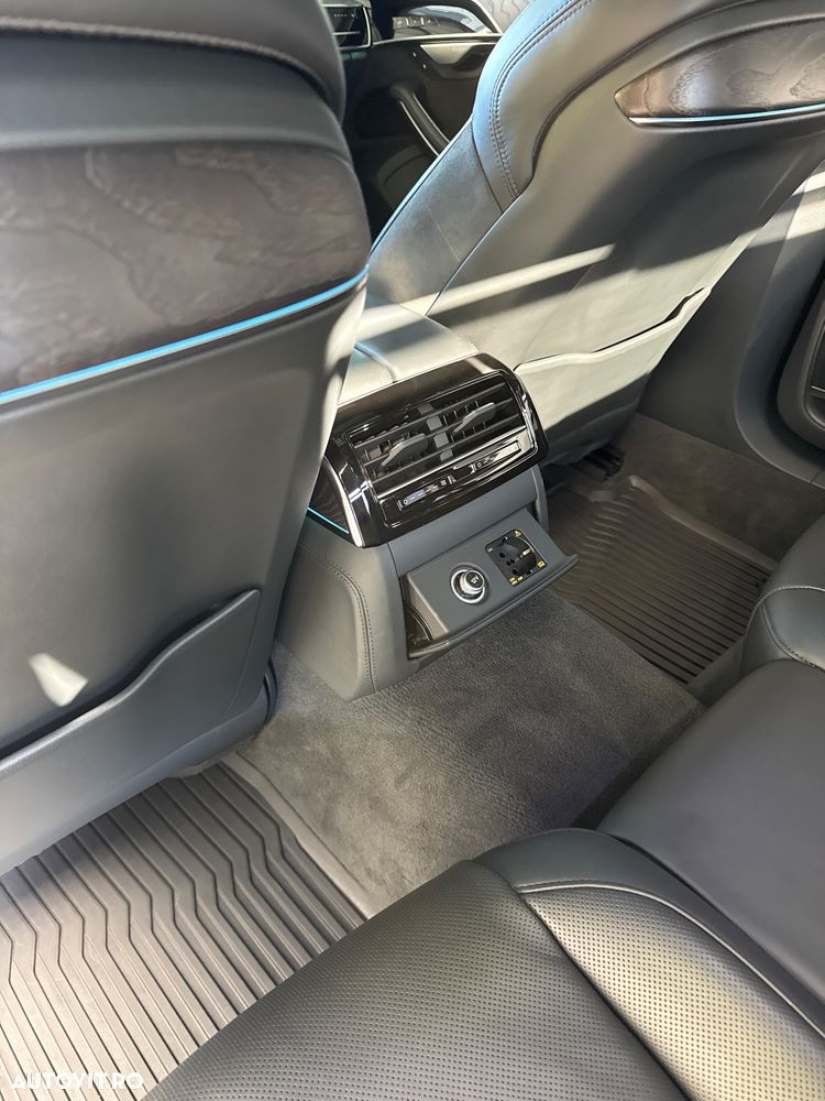 Audi A8 50 TDI quattro Tiptronic - 14