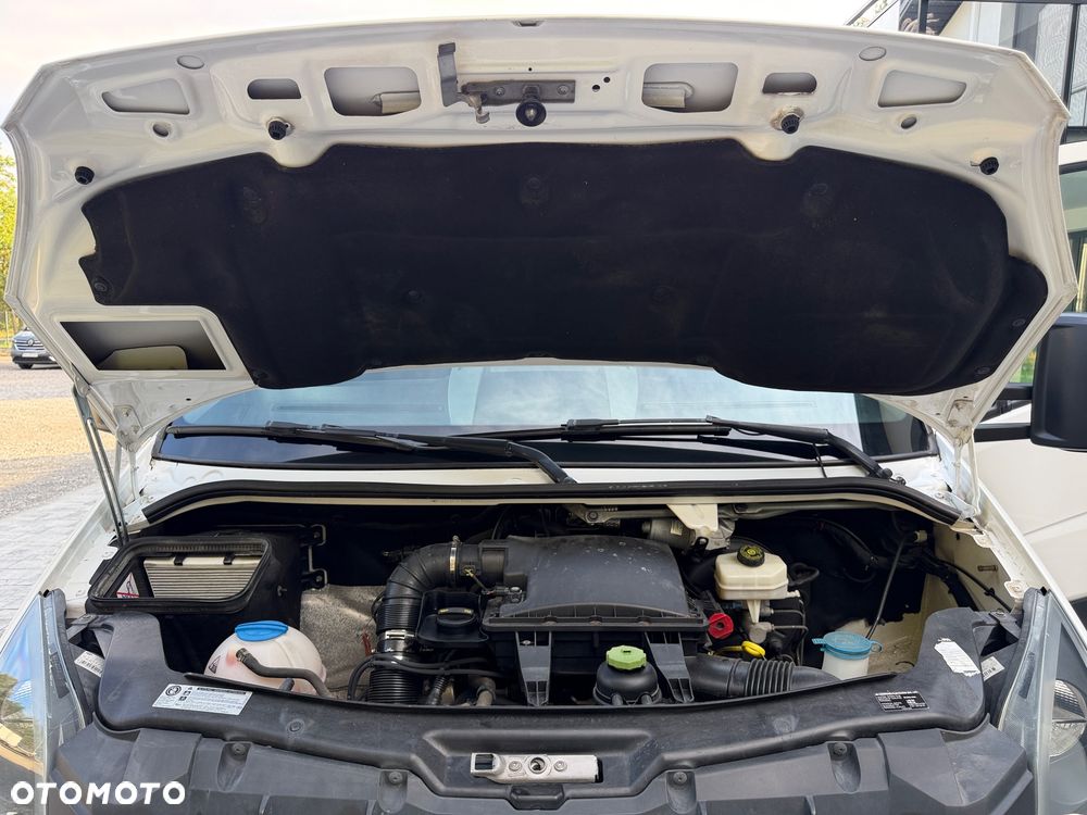 Volkswagen Crafter Wywrotka 2.0 TDI 136km / Fabryczna wywrotka Cabretta / Stan jak nowego! / Oryginalny niski przebieg / Nowe opony / Wywrot tylnozsypowy / FV23% - 28