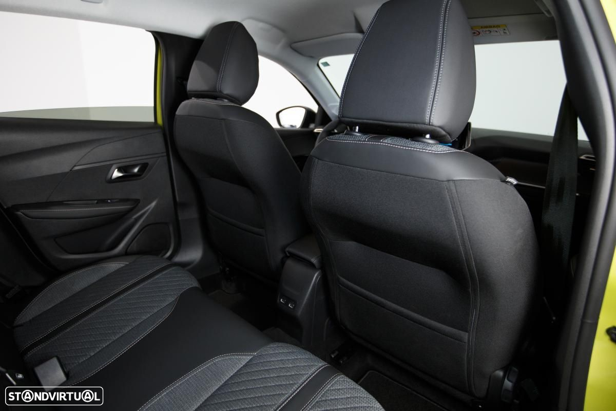Peugeot e-208 Style - 11