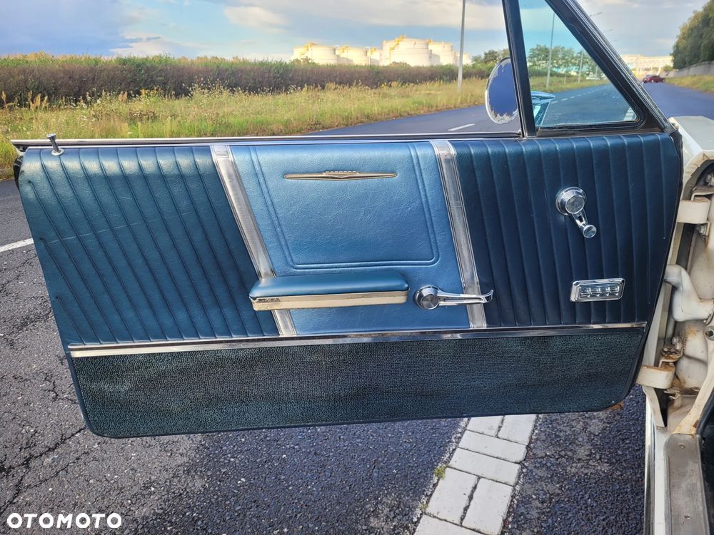 Pontiac Bonneville - 34