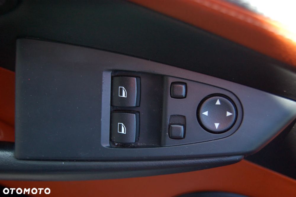 BMW Seria 6 650 i - 16