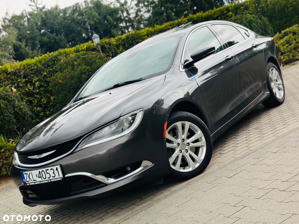 Chrysler 200 - 18