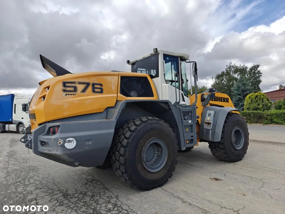 Liebherr 576 XPOWER - 4